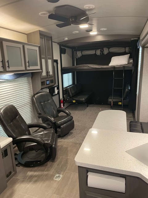 Lively Dreams ! Towable trailer in North Richland Hills