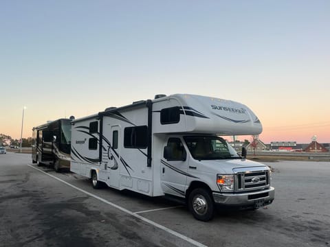 2019 Forest River RV Sunseeker LE 3250DSLE Véhicule routier in Chelmsford