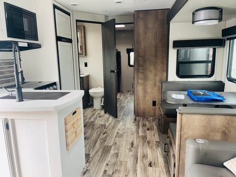 2021 Venture RV SportTrek Touring Edition Towable trailer in Wenatchee