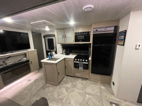 2023 Forest River RV Salem 31KQBTS Towable trailer in DeLand