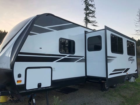 Fun AND Games in a comfy towable land yacht! Towable trailer in Sherwood