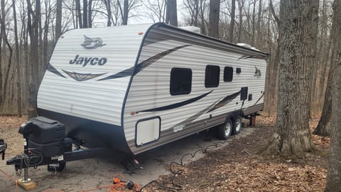 2019 Jayco Jayflight - Fully Stocked and Pet Free Towable trailer in Columbus