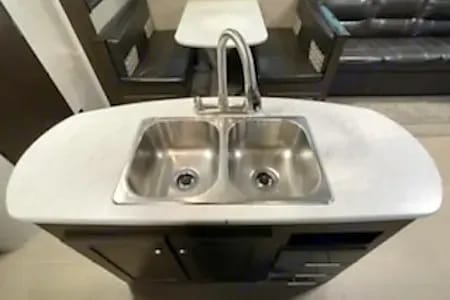 2019 Keystone RV Prowler 33PBHS Towable trailer in Lakeview