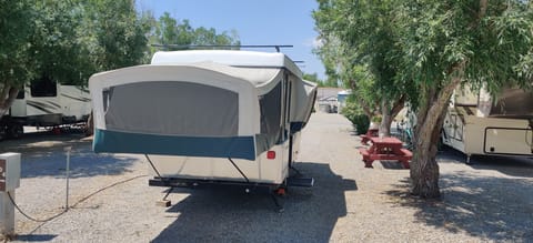 2001 Coleman The Americana Series Bayside Towable trailer in Layton