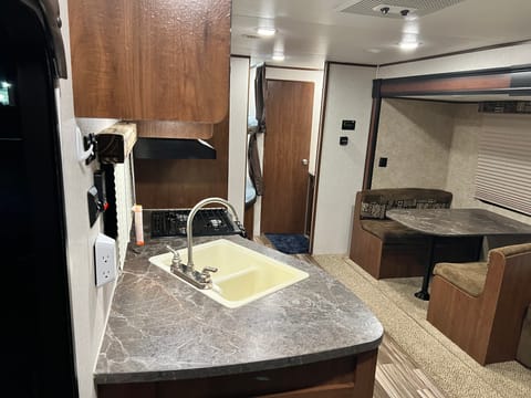 2017 Jayco Jay Flight SLX 267BHSW Towable trailer in Spokane Valley