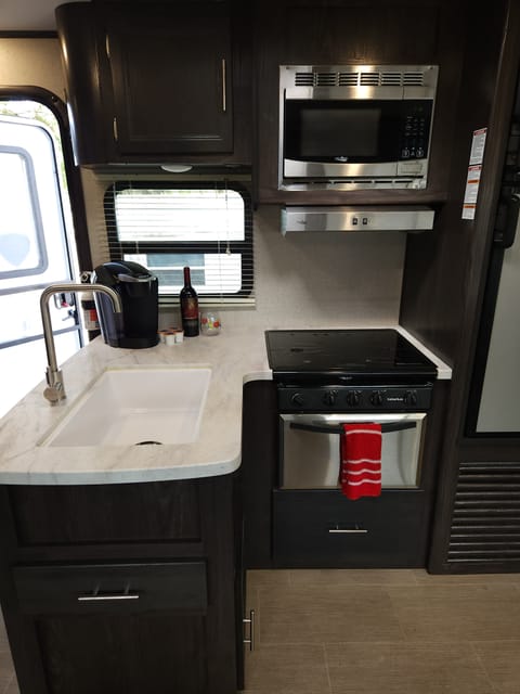 2019 Dutchmen RV Kodiak Ultra-Lite 299BHSL Towable trailer in Crystal River