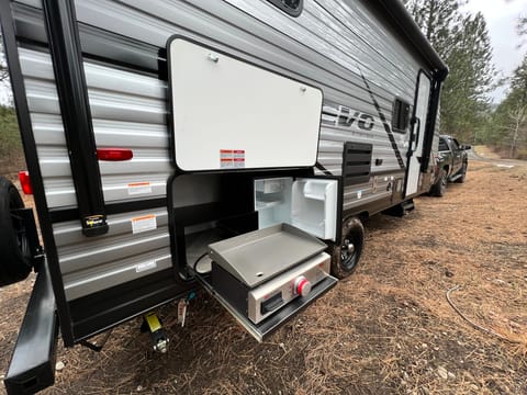 Great Family Getaway w/ Bunk House Towable trailer in Veradale