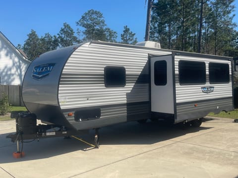 Jared & Steph's Family-Friendly Camper Remorque tractable in Fairhope