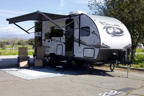 *BRAND NEW* 2023 W/ SLIDE OUT Wolf Pup Black Label Towable trailer in Mission Viejo