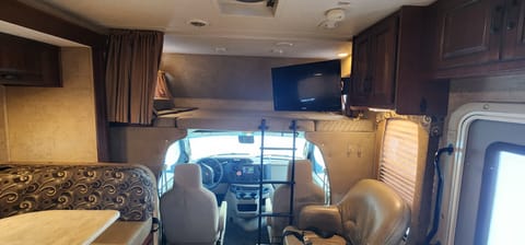 2016 Forest River RV Sunseeker 2450 FS FORD Drivable vehicle in Eagle River