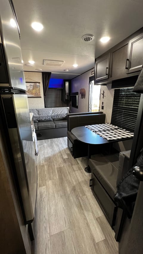 2022 Outdoorsy FAMILY (SUPER SLEEPER!) Towable trailer in Treasure Lake