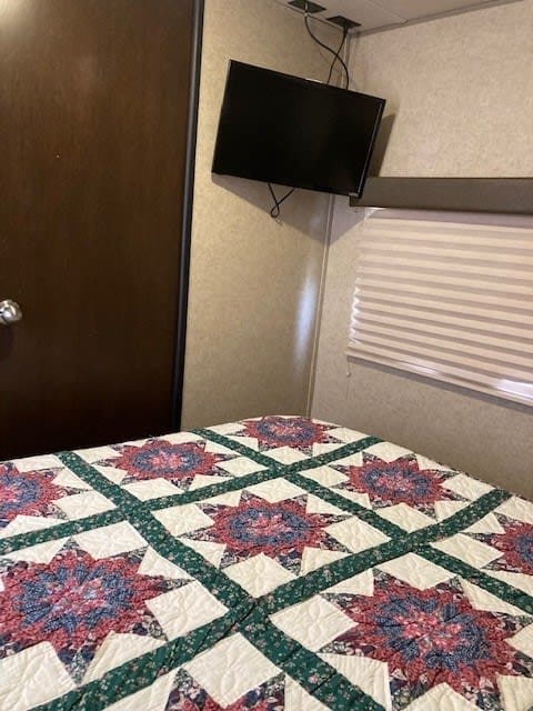 2017 Forest River RV Cherokee Grey Wolf 25RL Towable trailer in Skiatook