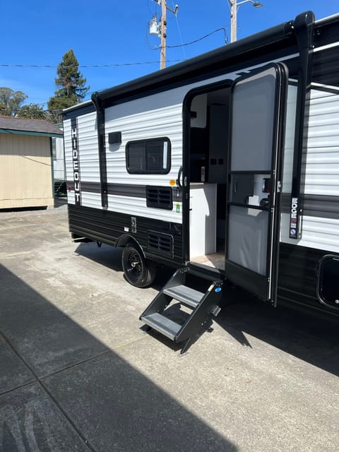 2022 Keystone RV Hideout Towable trailer in Petaluma