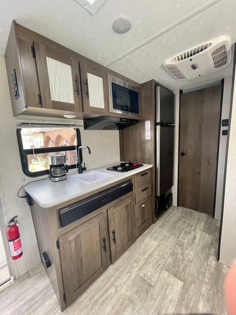 2021 Prime Time RV Avenger LT 17BHS Remorque tractable in North Platte