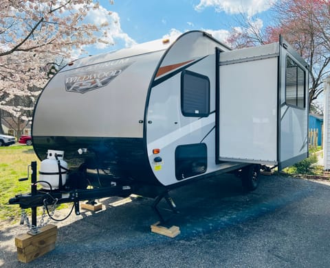 2022 Forest River RV Wildwood FSX 178BHSKX Towable trailer in Bowie