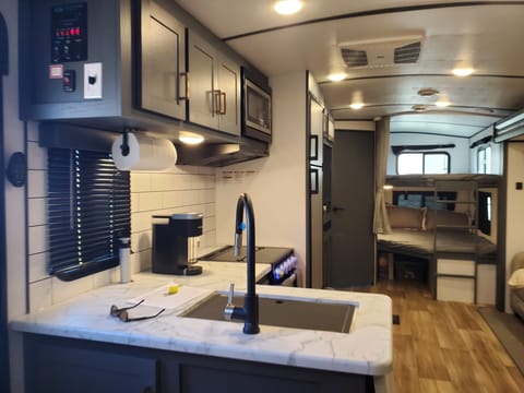 Rv Rentals Way of Life's  LUXURIOUS! (B1) Towable trailer in Hemet