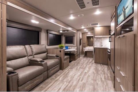 2020 Grand Design Imagine 3170BH Towable trailer in Burien