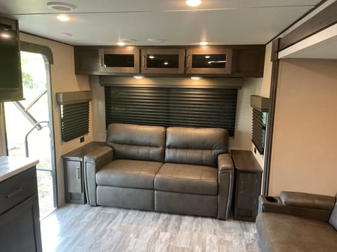 2022 Grand Design Transcend Xplor 245RL Towable trailer in North Fort Myers