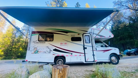 Coachmen Freelander 21QB + free Enter Yosemite NP Drivable vehicle in Evergreen