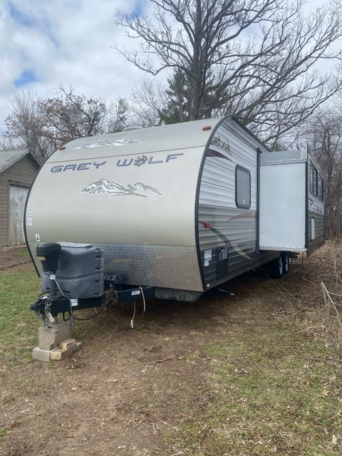 2014 Forest River Cherokee Grey Wolf Camper Tráiler remolcable in Cameron