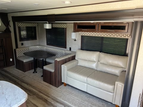 2019 Jayco Jay Flight Bunkhouse Towable trailer in Bountiful