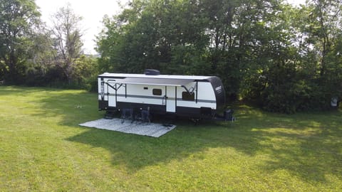 Campfire Cruisers Bunkhouse Towable trailer in Noblesville