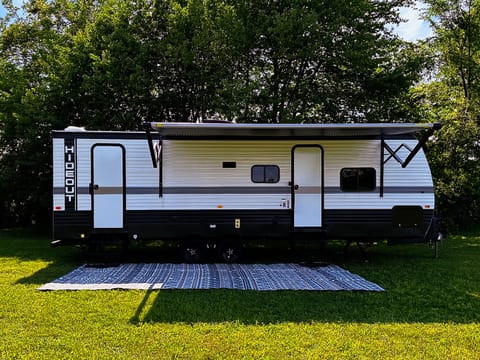 Campfire Cruisers Bunkhouse Towable trailer in Noblesville