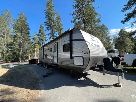 2021 Pet Friendly Bunkhouse Towable trailer in Sierra Nevada
