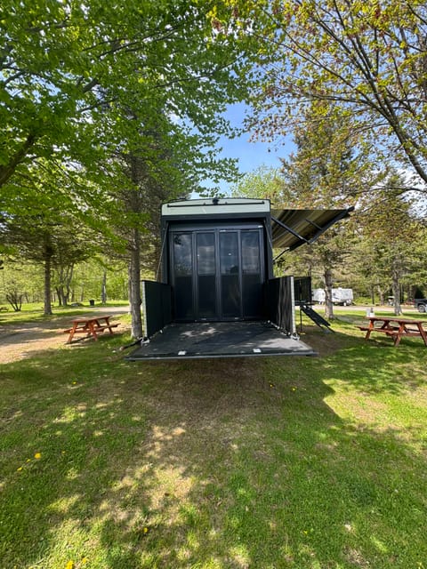  Towable trailer in Bangor