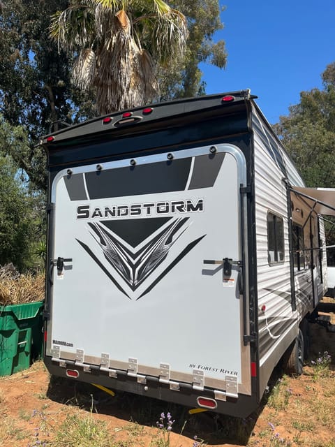 San Diego Sandstorm Toy Hauler Towable trailer in Casa De Oro-Mount