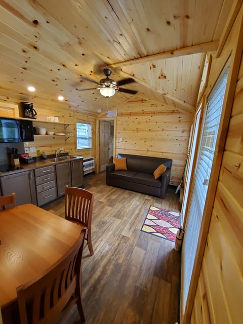 Cloud Peak Canterbury Cabin | Sheridan, WY Towable trailer in Sheridan