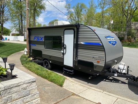 Ditch The Tent! 2021 Salem family bunkhouse. Towable trailer in Thorofare