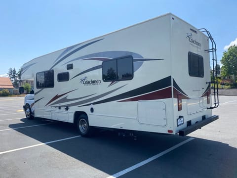 RV Adventures in our Coachmen Freelander! Drivable vehicle in Tacoma