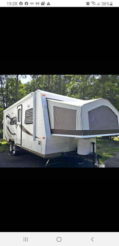 2013 Rockwood Roo Towable trailer in Sunapee