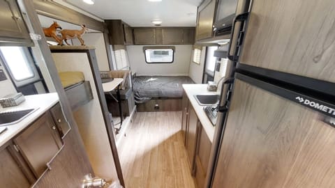 2019 Coachmen Clipper Cutie (Ultra-Lite 17FB) Towable trailer in Vacaville