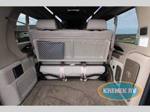 9-Passenger Chevrolet Express High Top Luxury Van Campervan in Coloma