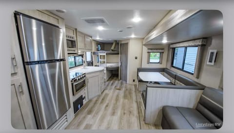 2023 Coachmen RV Catalina Legacy 263BHSCK Towable trailer in New Port Richey