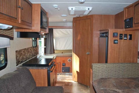 BEST CAMPER EVER!!! Jayco Jay Feather Ultra Lite Rimorchio trainabile in Centennial