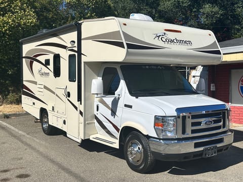 2016 Coachmen RV Freelander 21RS Ford 350 Drivable vehicle in Folsom