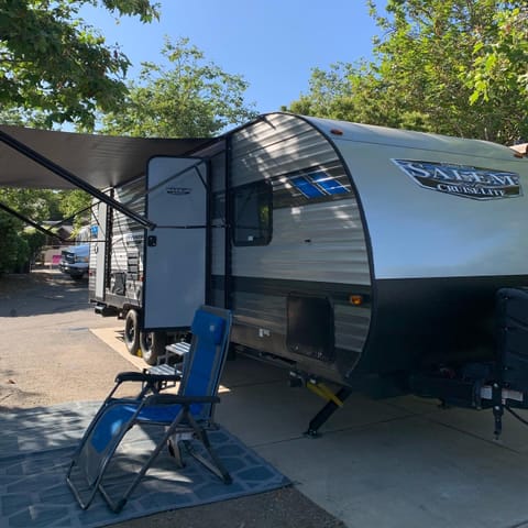 Sleeps 10! 2022 Forest River. Towable trailer in Bakersfield