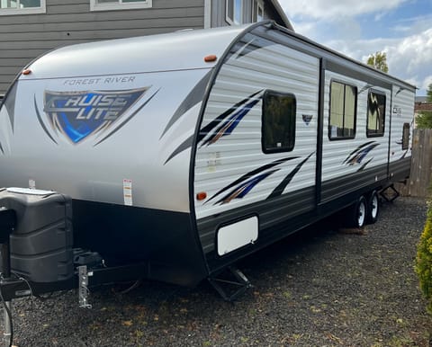 2017 Forest River RV Salem Cruise Lite 273QBXL Towable trailer in Eugene