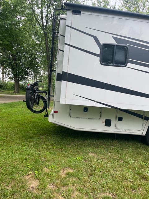2021 Forest River RV FR3 32DS Véhicule routier in Menifee