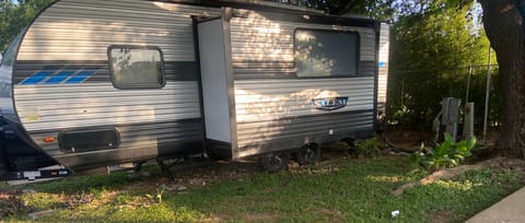 2022 Forest River RV Salem 22RBS Towable trailer in Montopolis