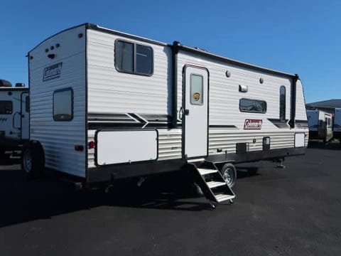 The Perna's Adventure Trailer Towable trailer in Lago Vista