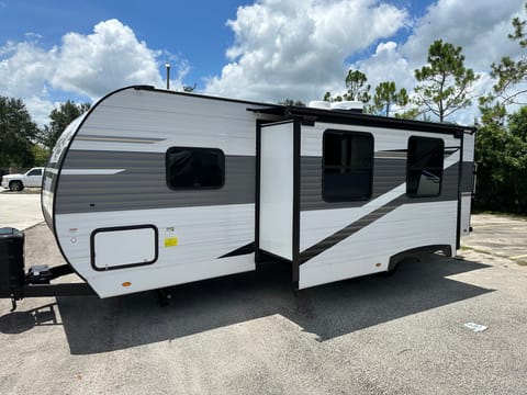 2023 Highland Ridge RV Open Range Travel Trailer Tráiler remolcable in Titusville