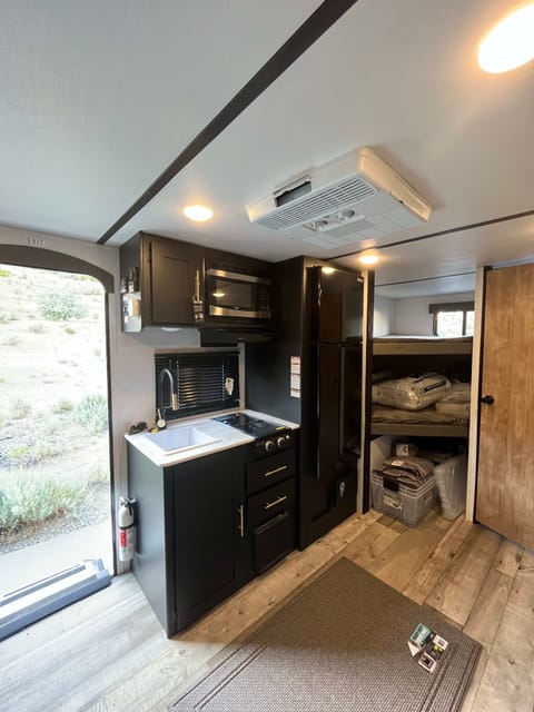 Perfect Family Vacation in a Brand New Bunk House. Towable trailer in Carson City