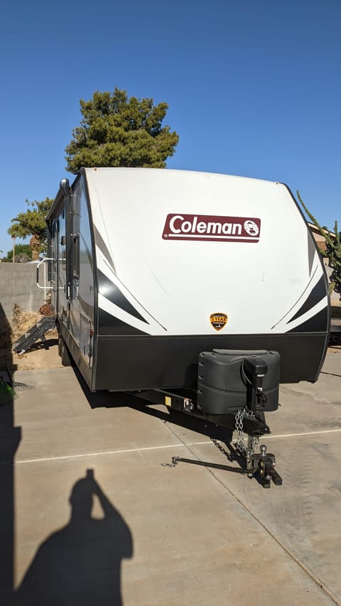 Home away from home Coleman Light 2455BH Tráiler remolcable in Sun City