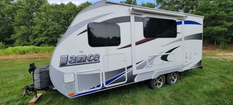 AR's 2016 Lance 1685 16ft Towable trailer in Foxborough