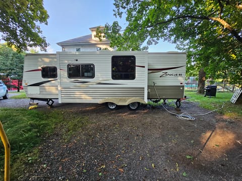 Clean and Comfy Camping Holiday Towable trailer in Middleborough