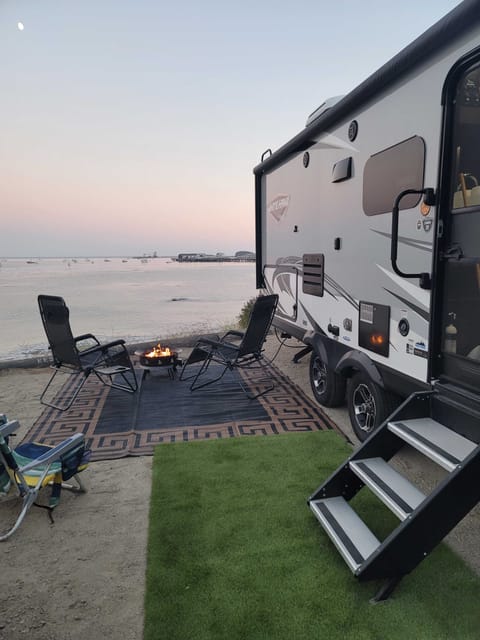 Jayco RV Whitehawk 23MRB Towable trailer in Oceano